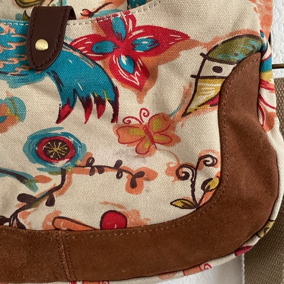 Lucky Brand Floral Beige Canvas Women's Bag with Leather/Suede Accents - Picture 12 of 16